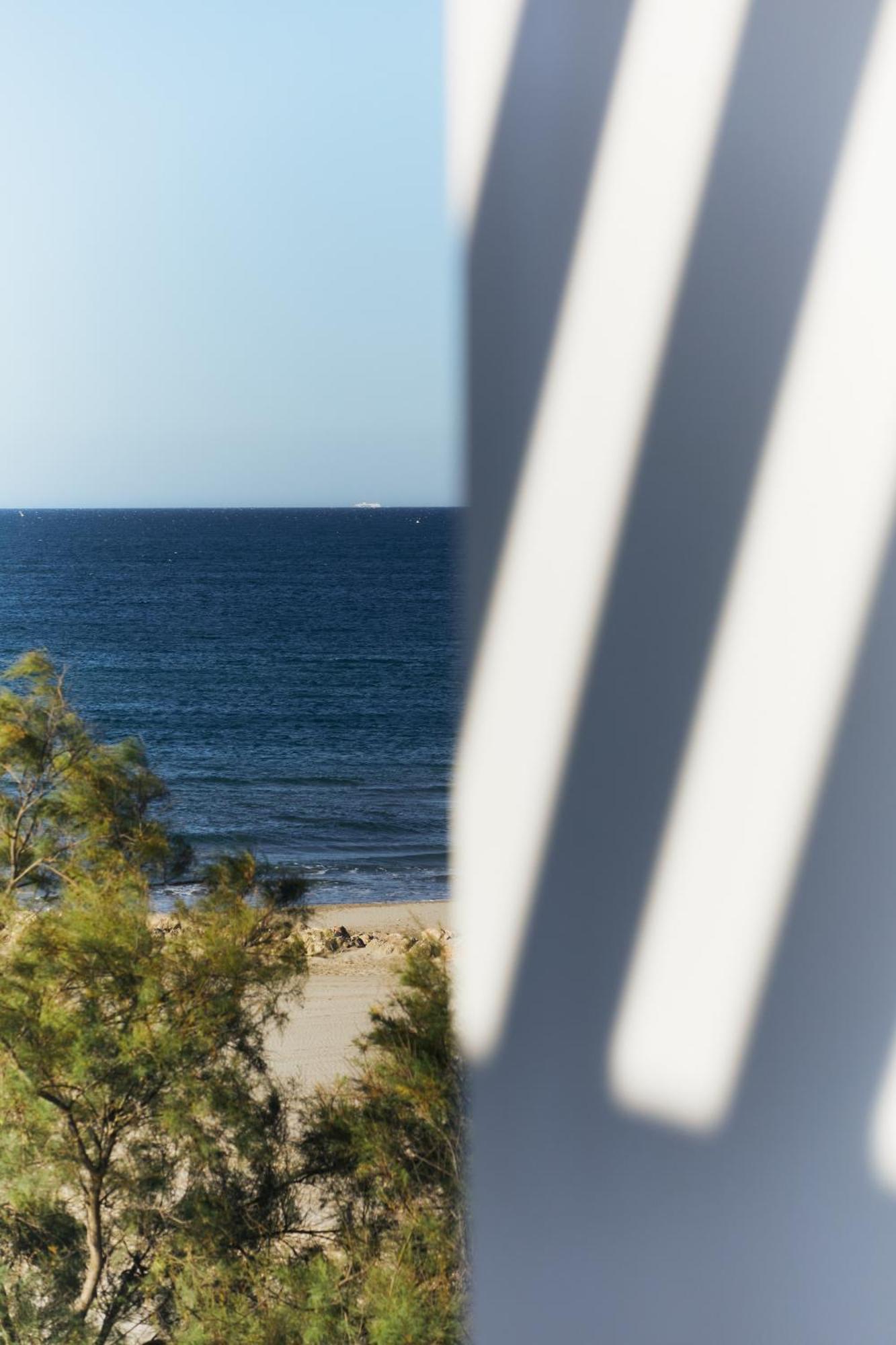 Hotel Plage Palace & Spa Palavas-les-Flots Exterior photo View of the sea from the hotel